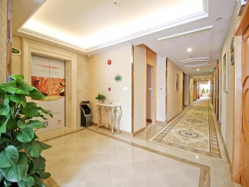 Vienna Hotel Tianbao Road Шеньчжень Екстер'єр фото