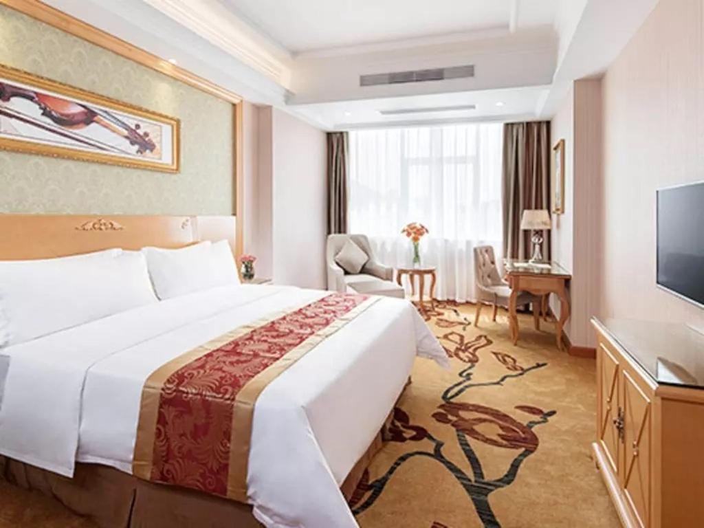 Vienna Hotel Tianbao Road Шеньчжень Екстер'єр фото